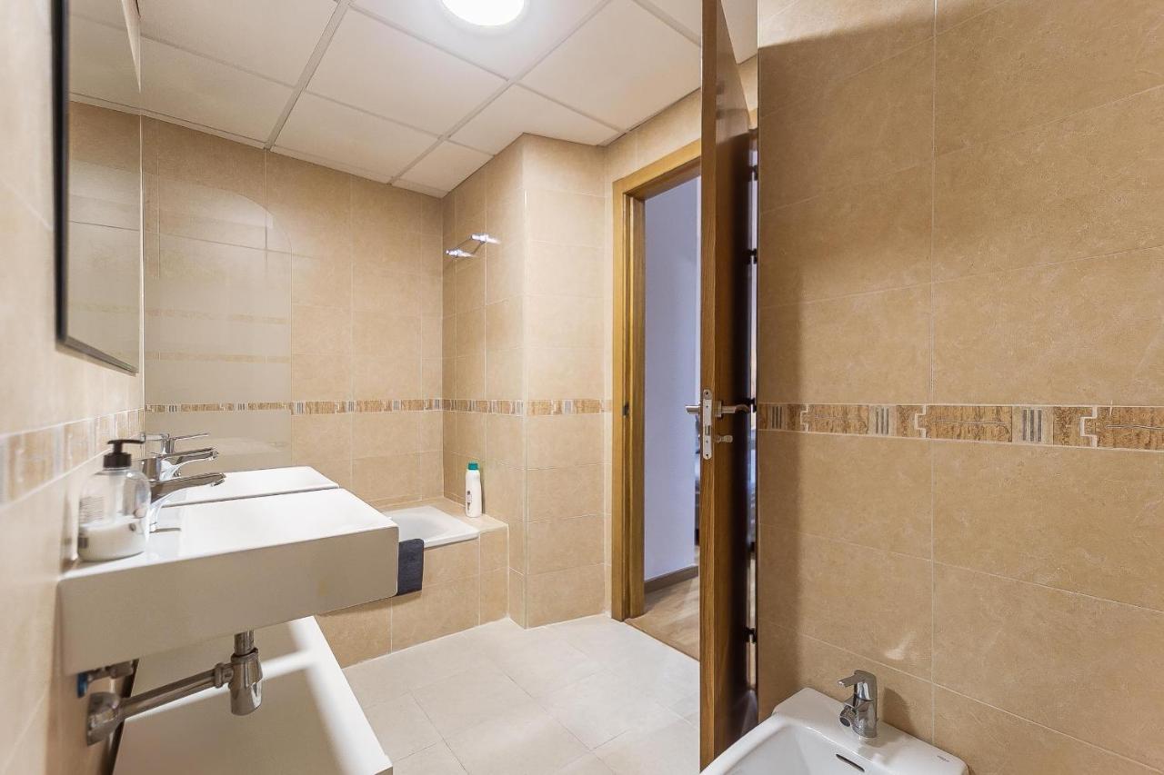 Boutique Mitjana Apartment Malaga Exterior photo